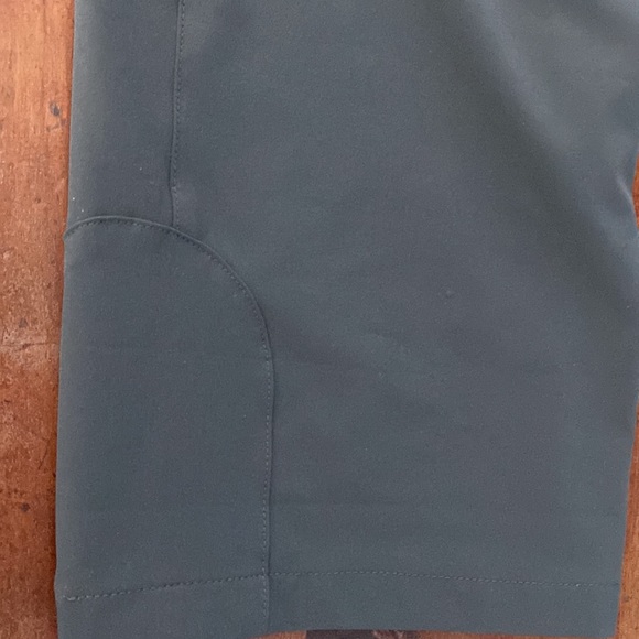 REI hiking pants. SIZE 6 - Picture 8 of 8